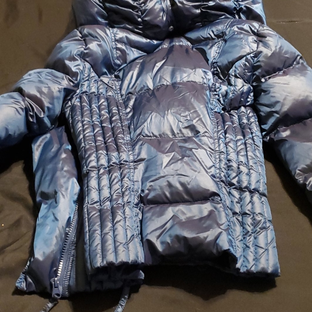 Very cute Bebe Jacket - Picture 5 of 5